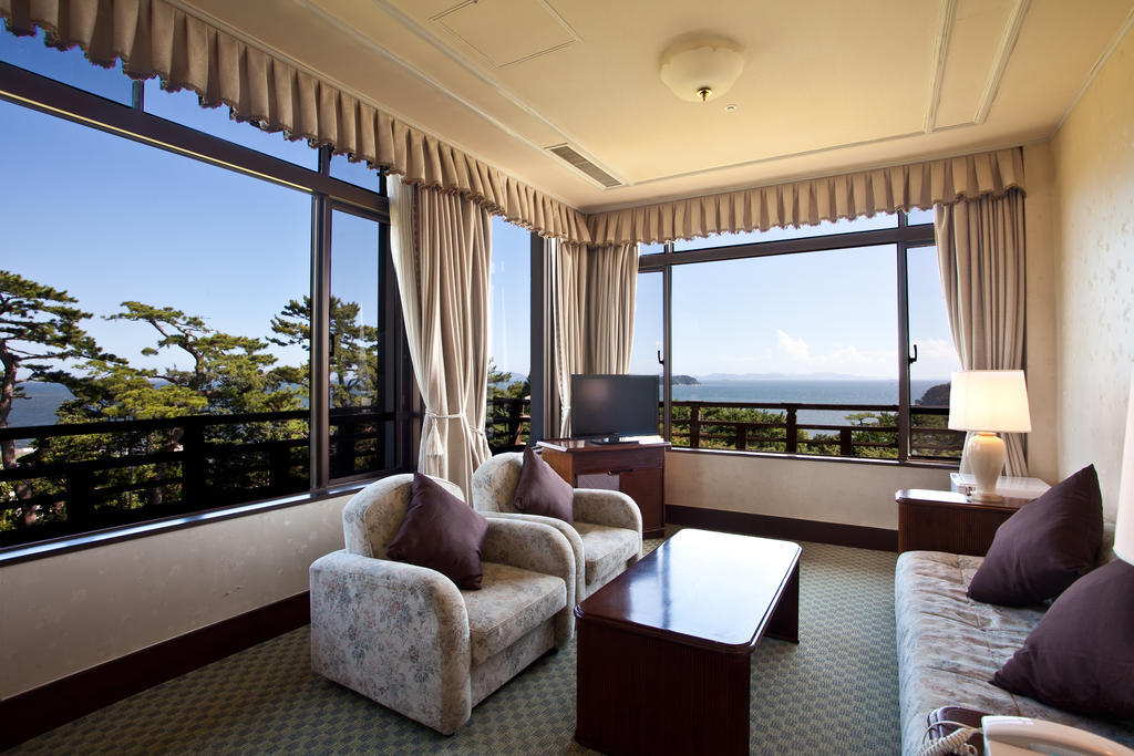 Gamagori Classic Hotel Room photo